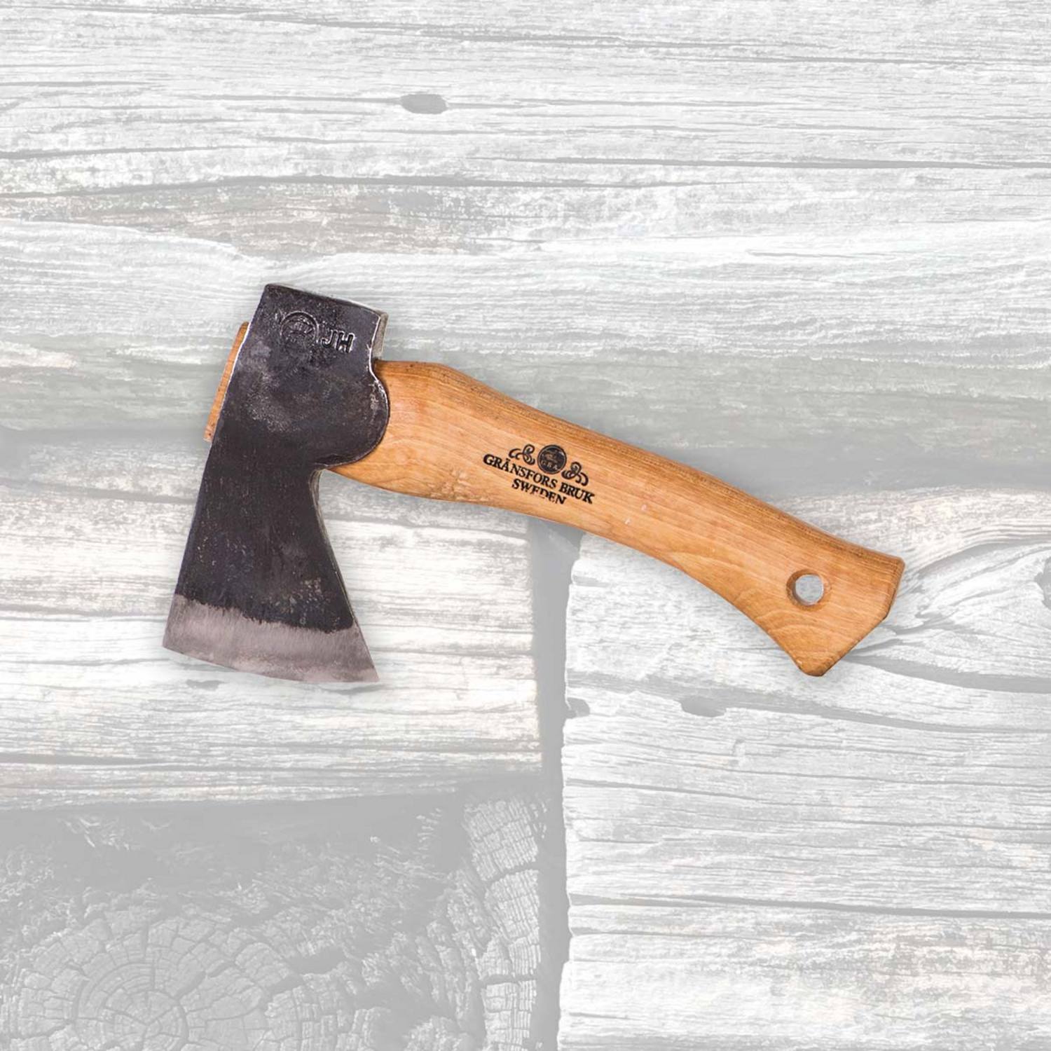 Small axe/hatchet 