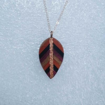  Wood Leaf Necklace